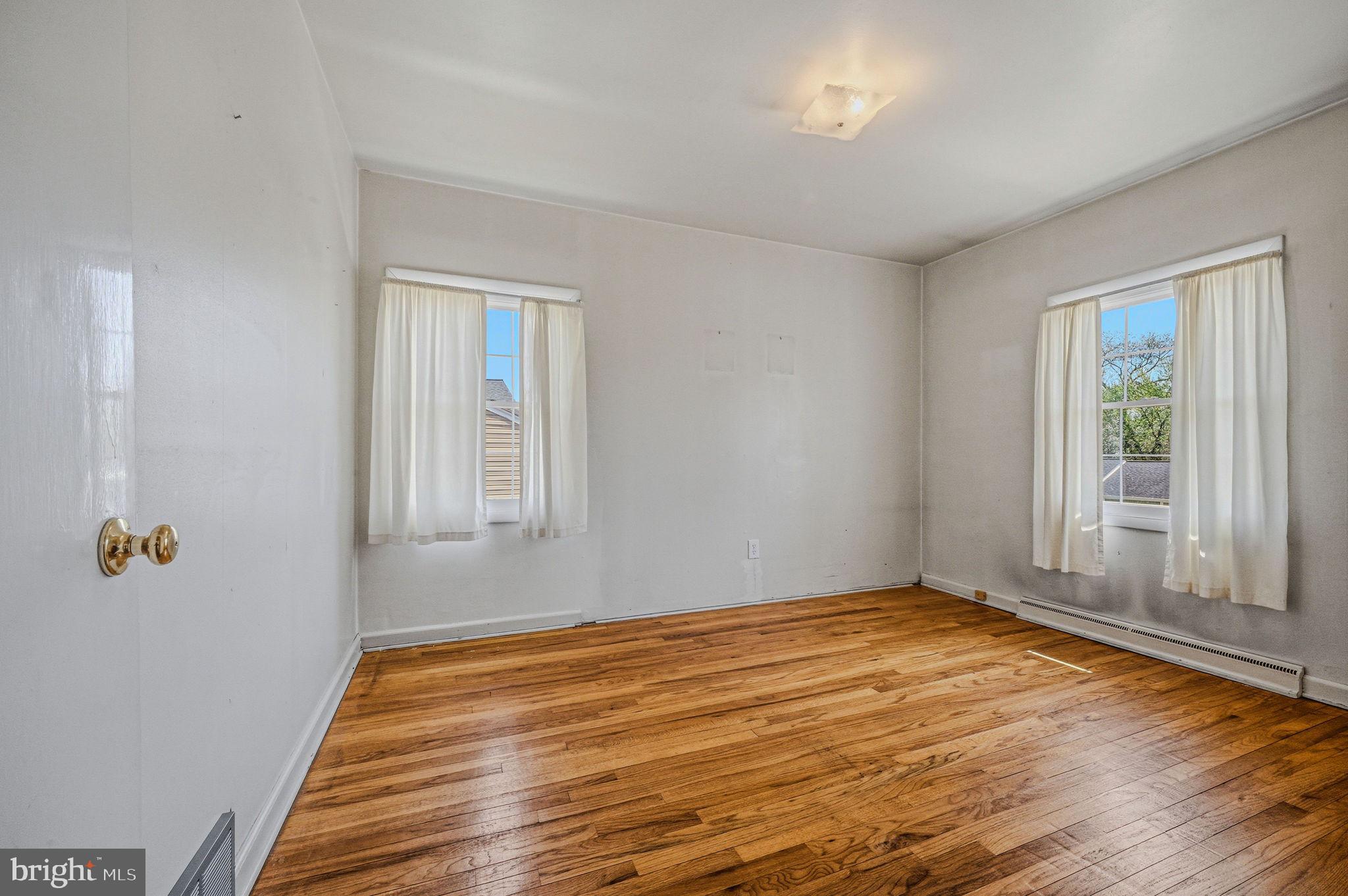 ASHBOURNE HILLS - Residential