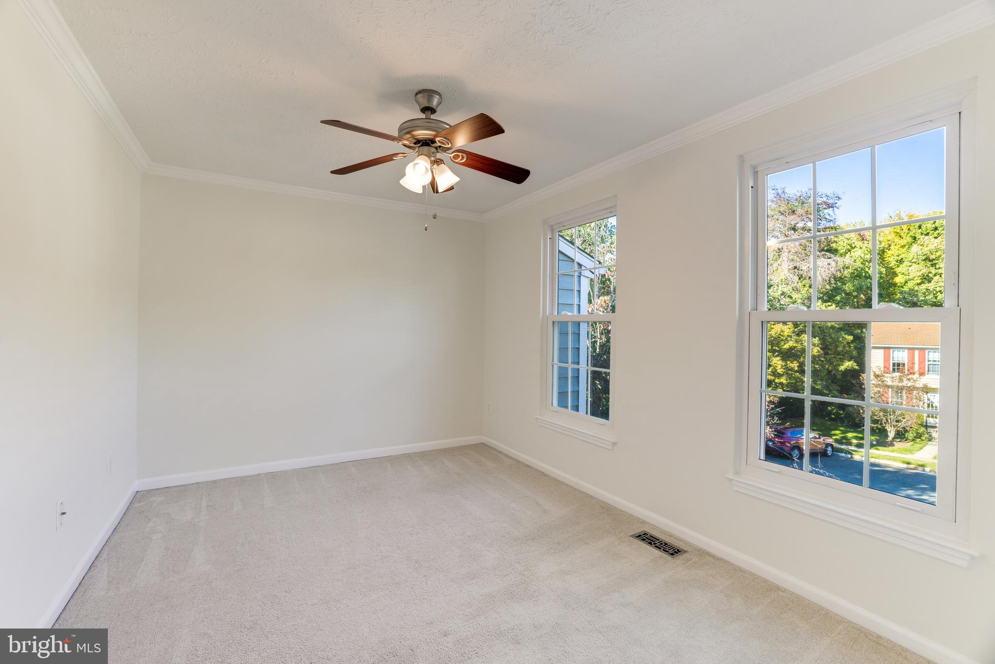 WHISPERHILL - Residential