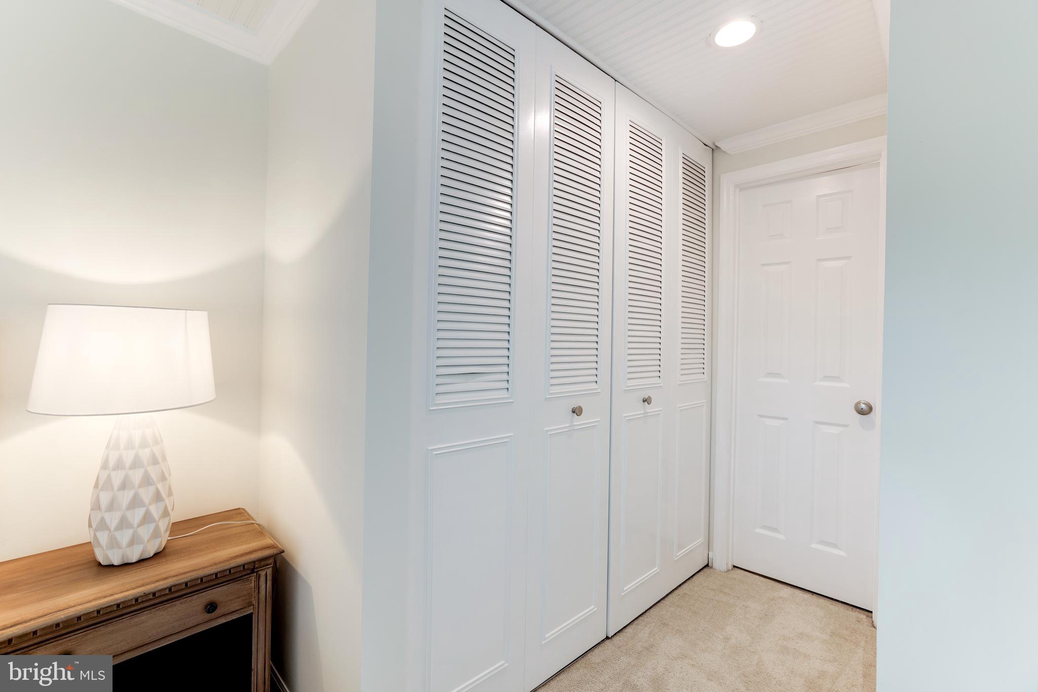 WHISPERHILL - Residential