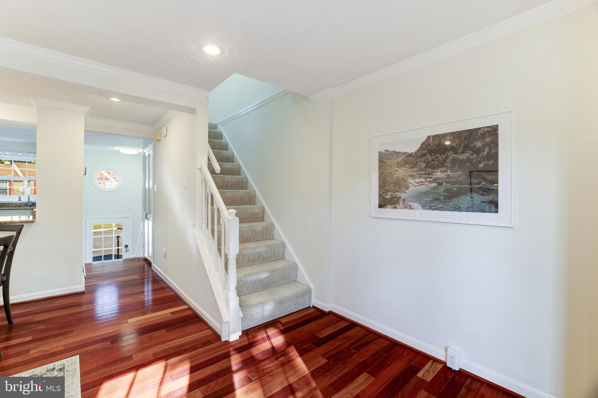 WHISPERHILL - Residential