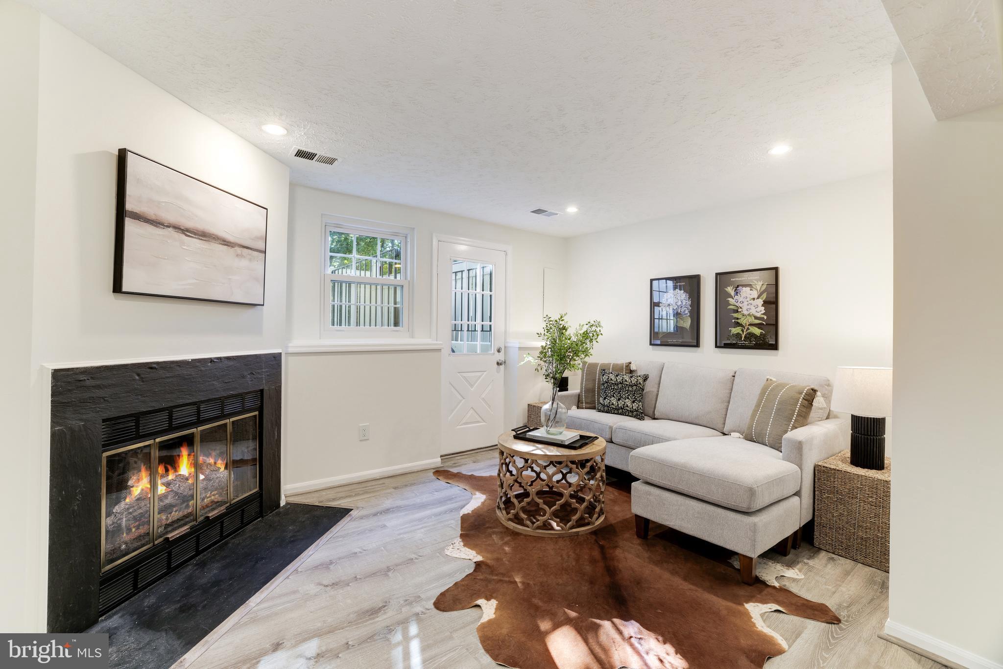 WHISPERHILL - Residential