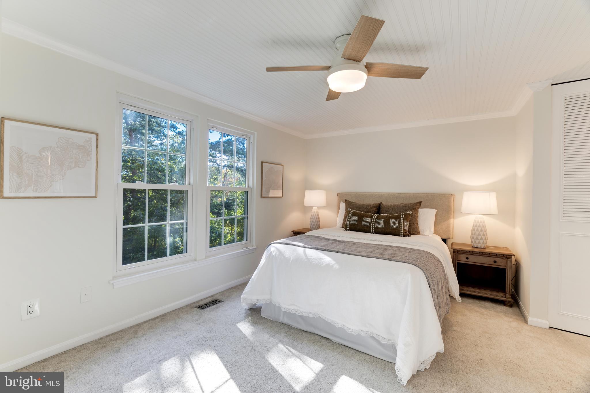 WHISPERHILL - Residential