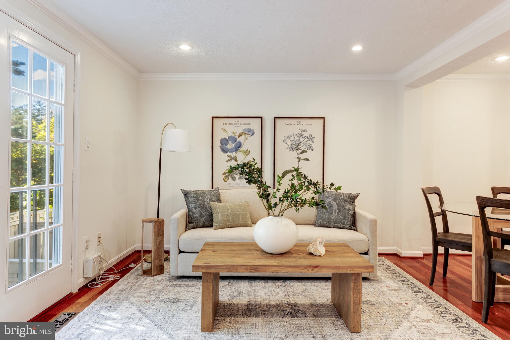 WHISPERHILL - Residential