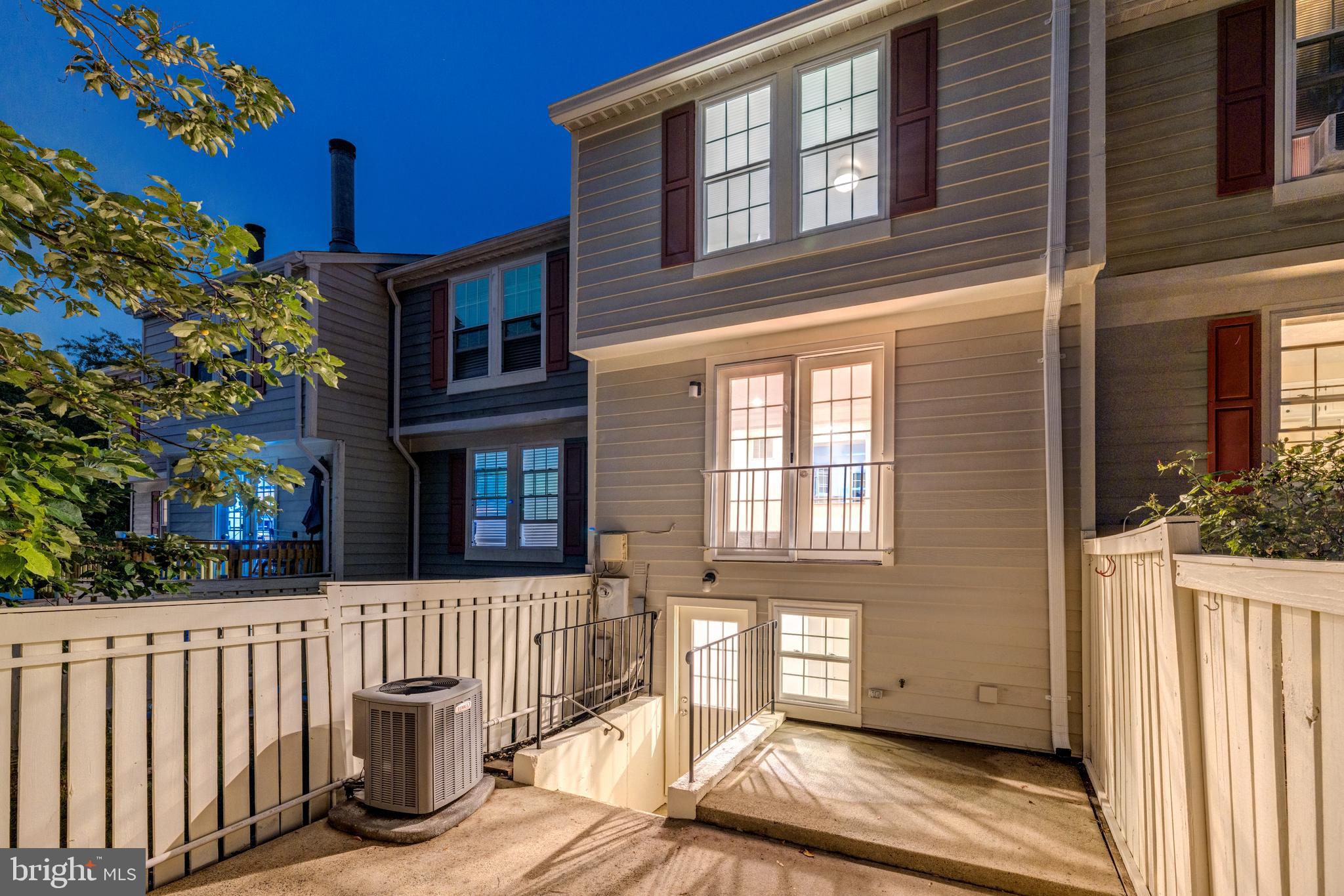 WHISPERHILL - Residential