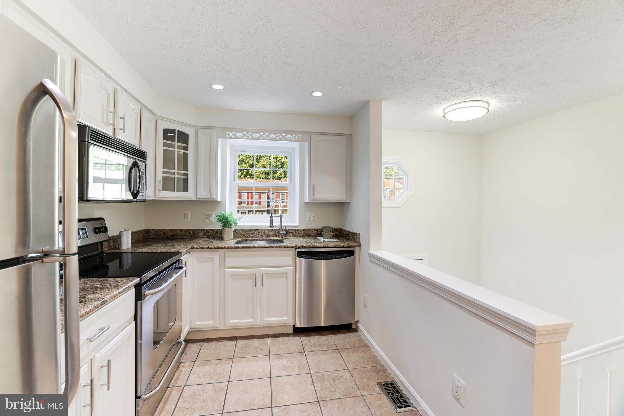 WHISPERHILL - Residential