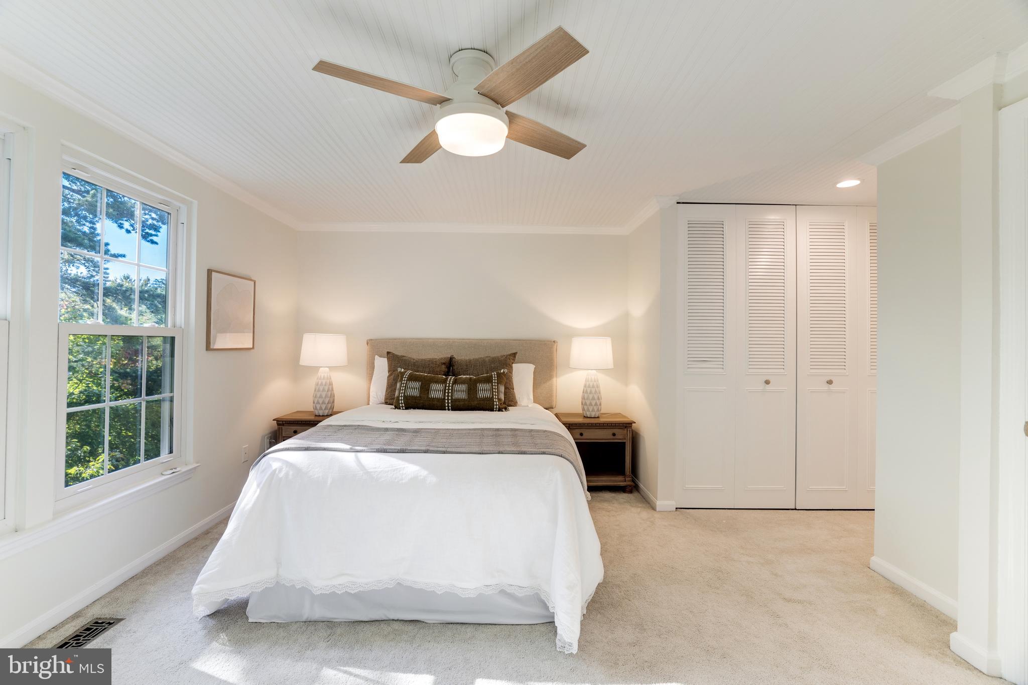 WHISPERHILL - Residential