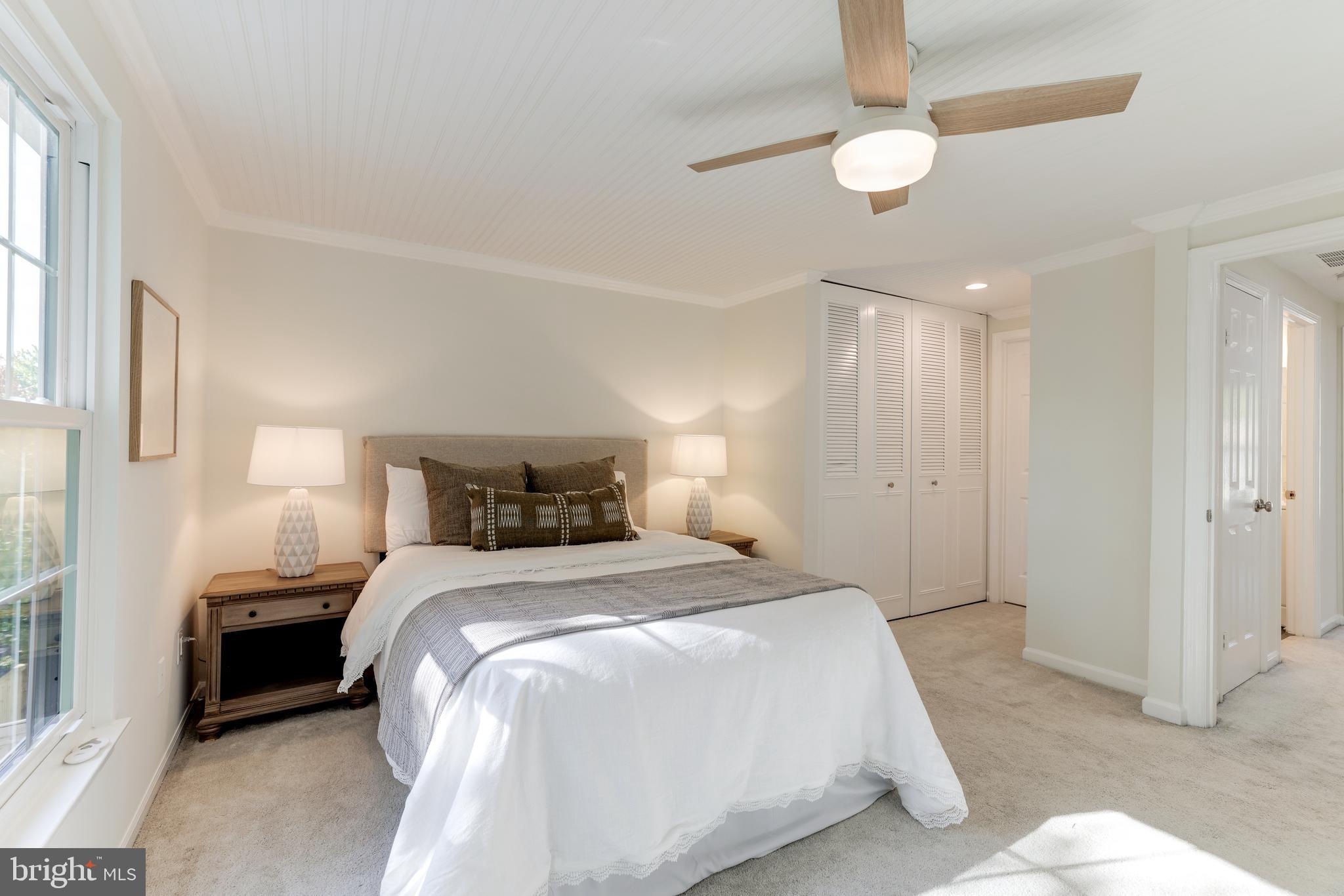 WHISPERHILL - Residential