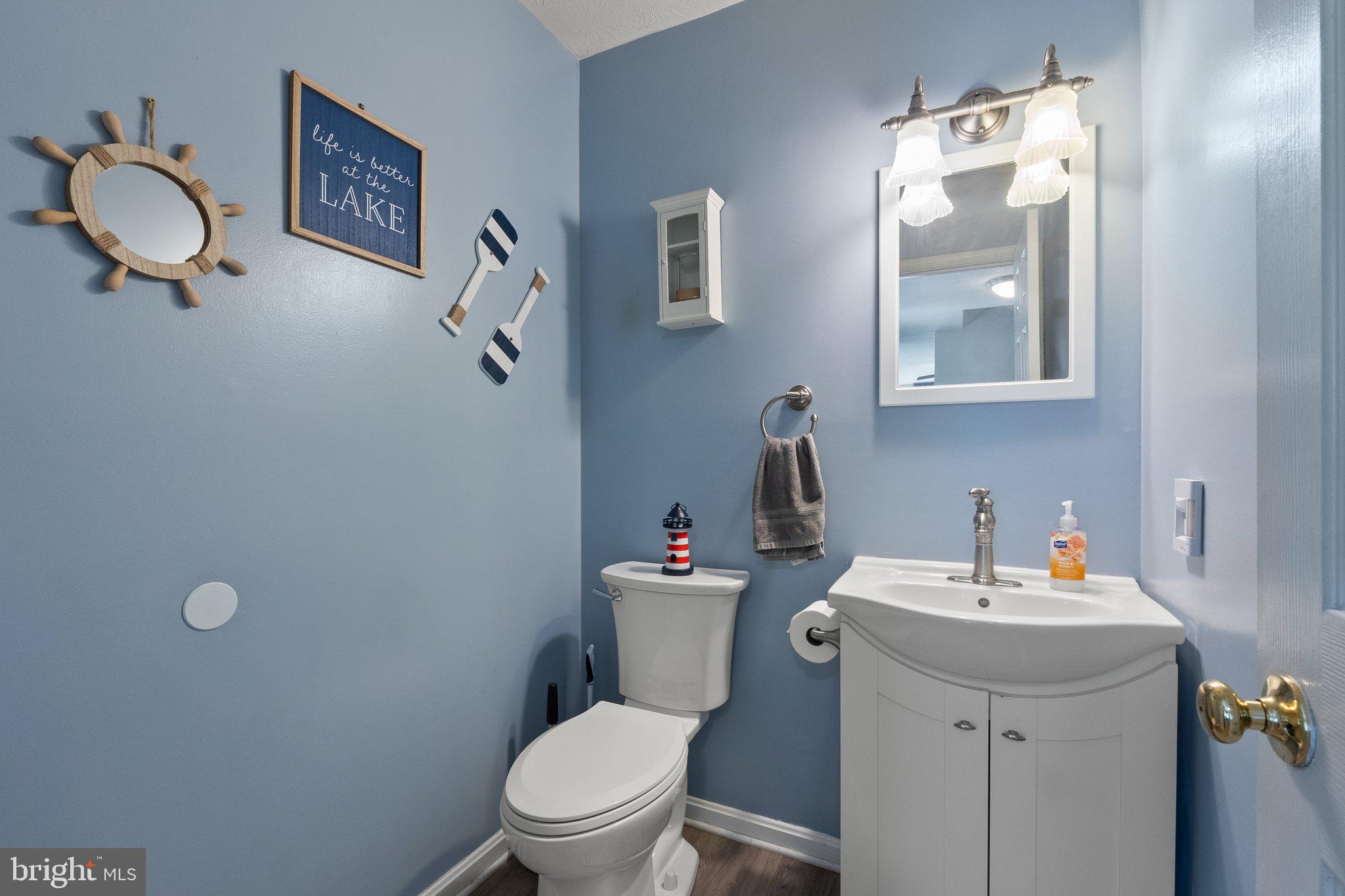 LAKE HOLIDAY ESTATES - Residential