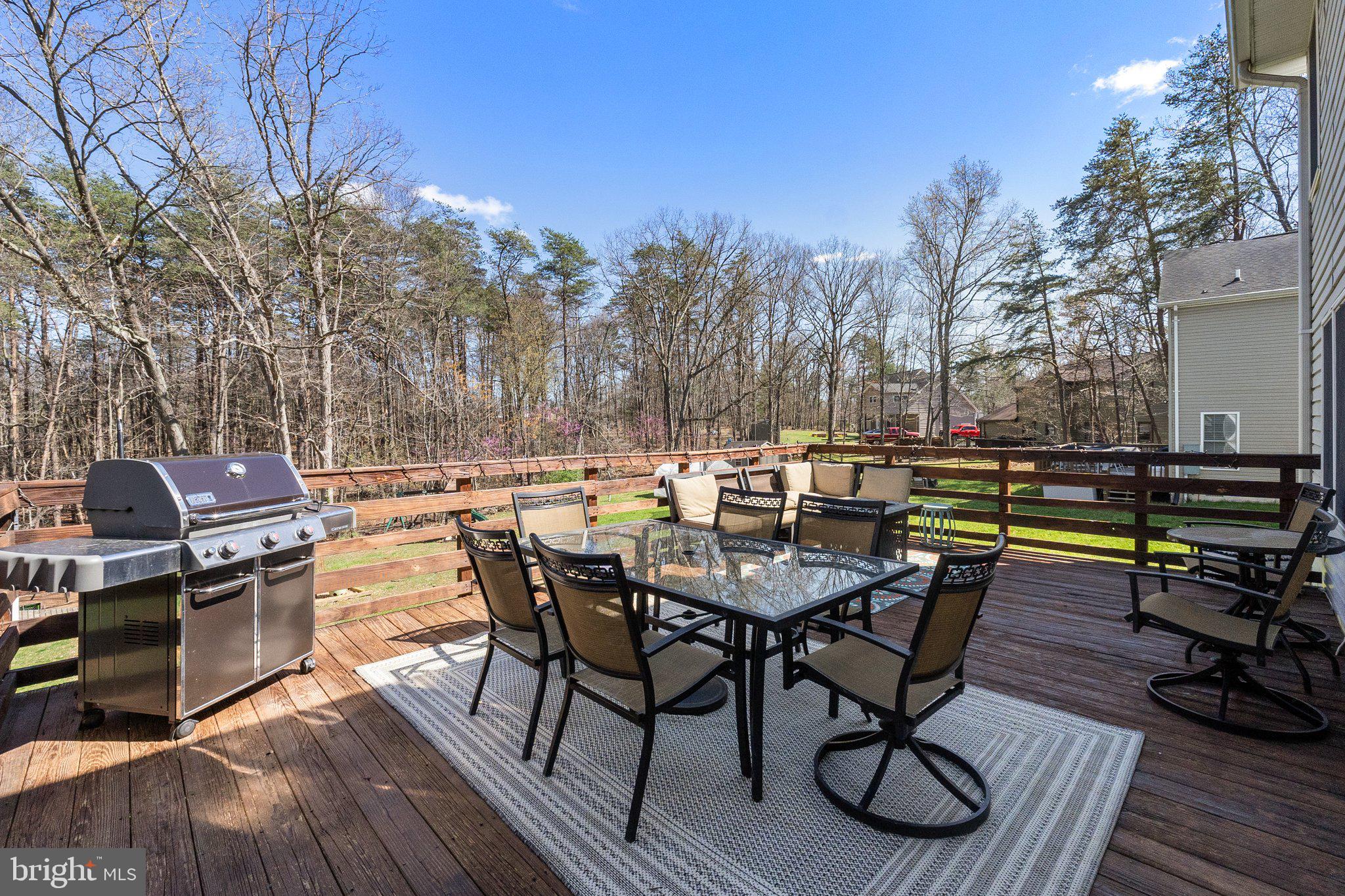 LAKE HOLIDAY ESTATES - Residential