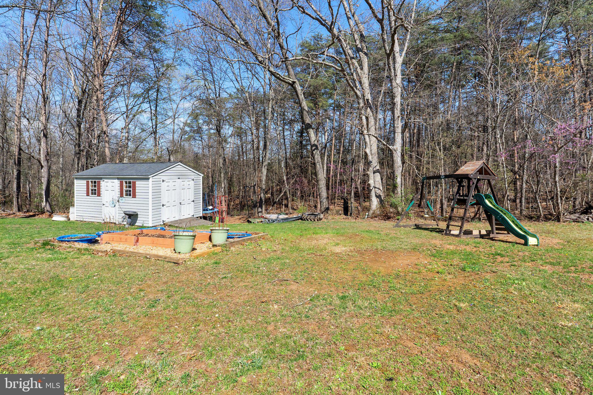 LAKE HOLIDAY ESTATES - Residential