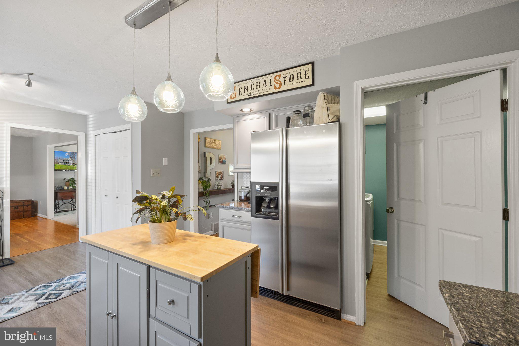 LAKE HOLIDAY ESTATES - Residential