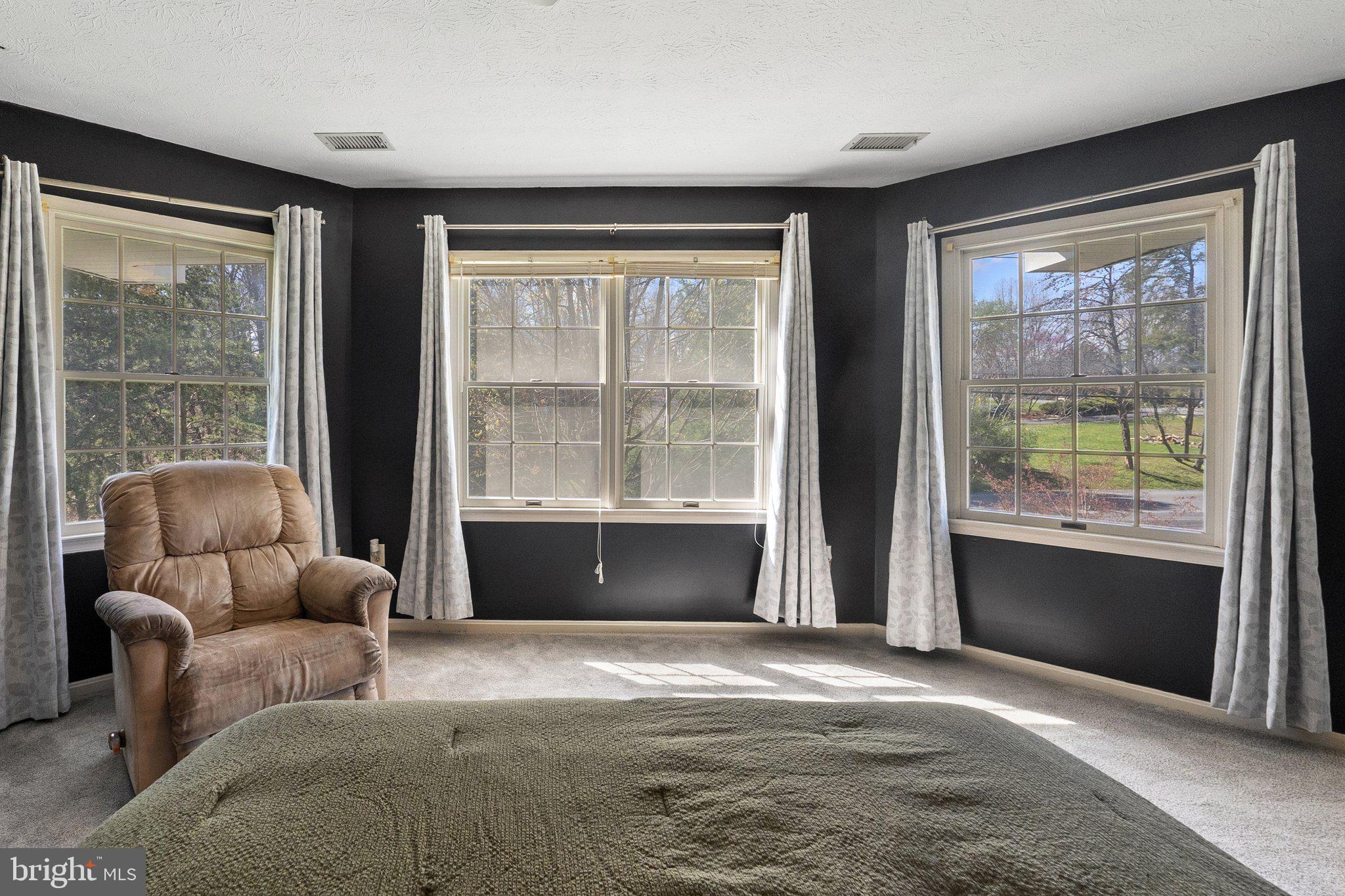 LAKE HOLIDAY ESTATES - Residential