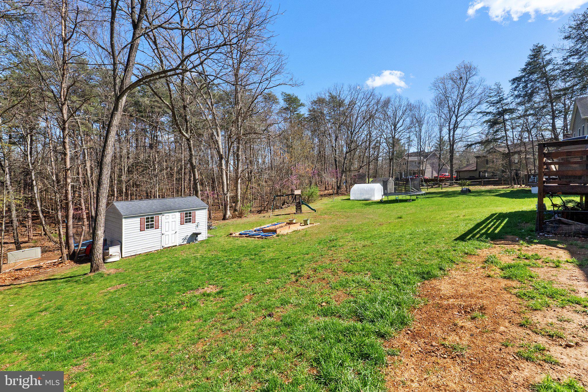 LAKE HOLIDAY ESTATES - Residential