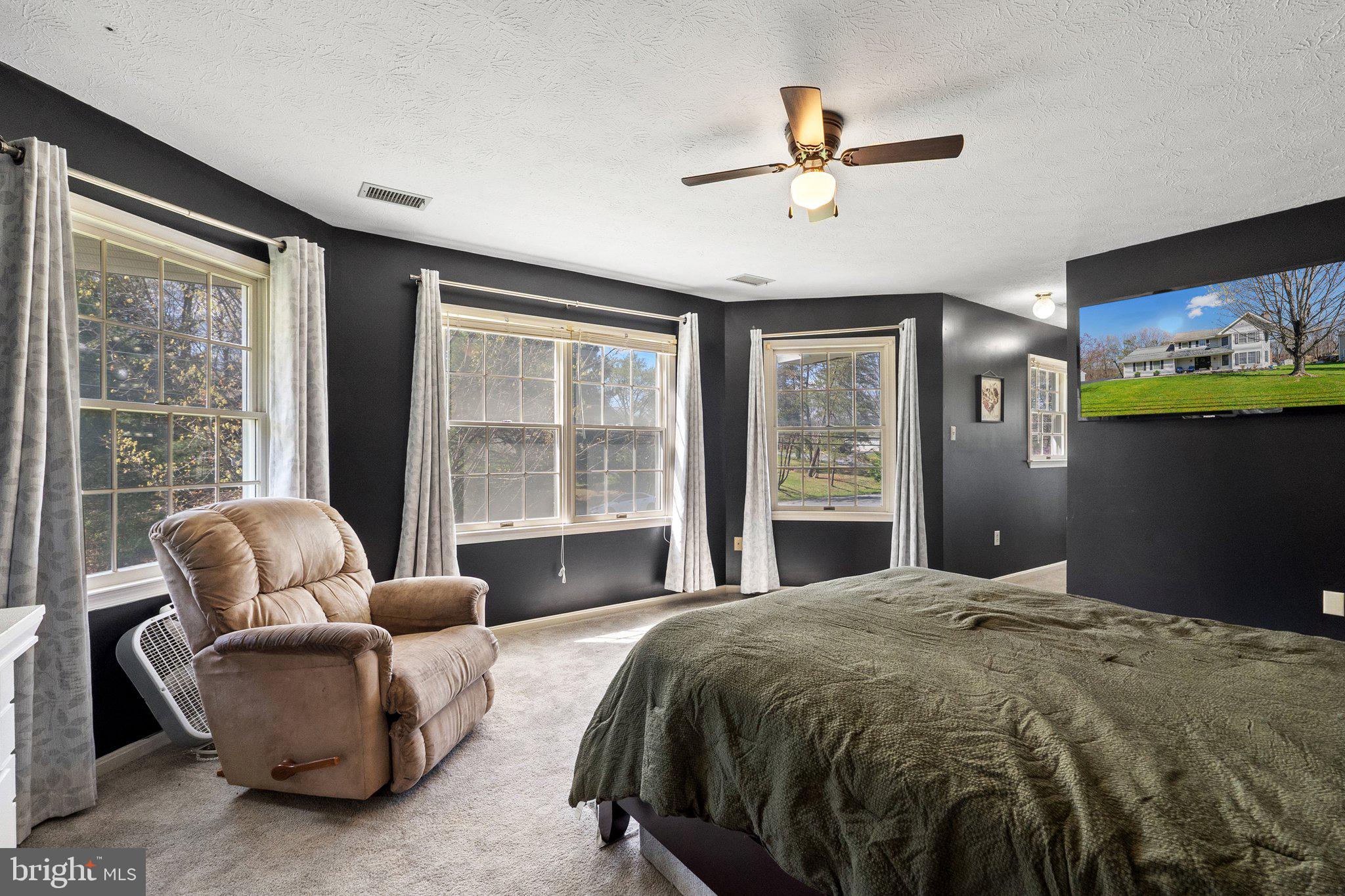 LAKE HOLIDAY ESTATES - Residential