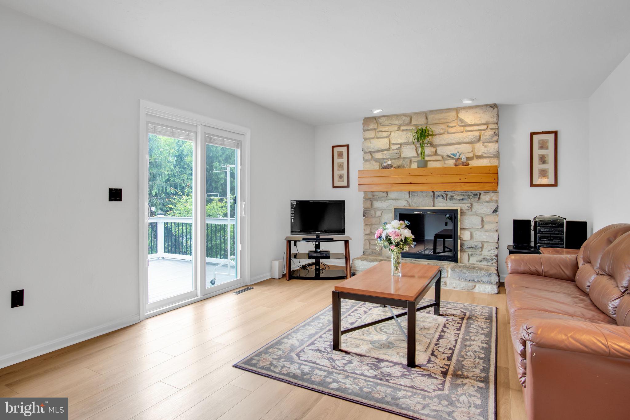 SOUTHPOINT - Residential