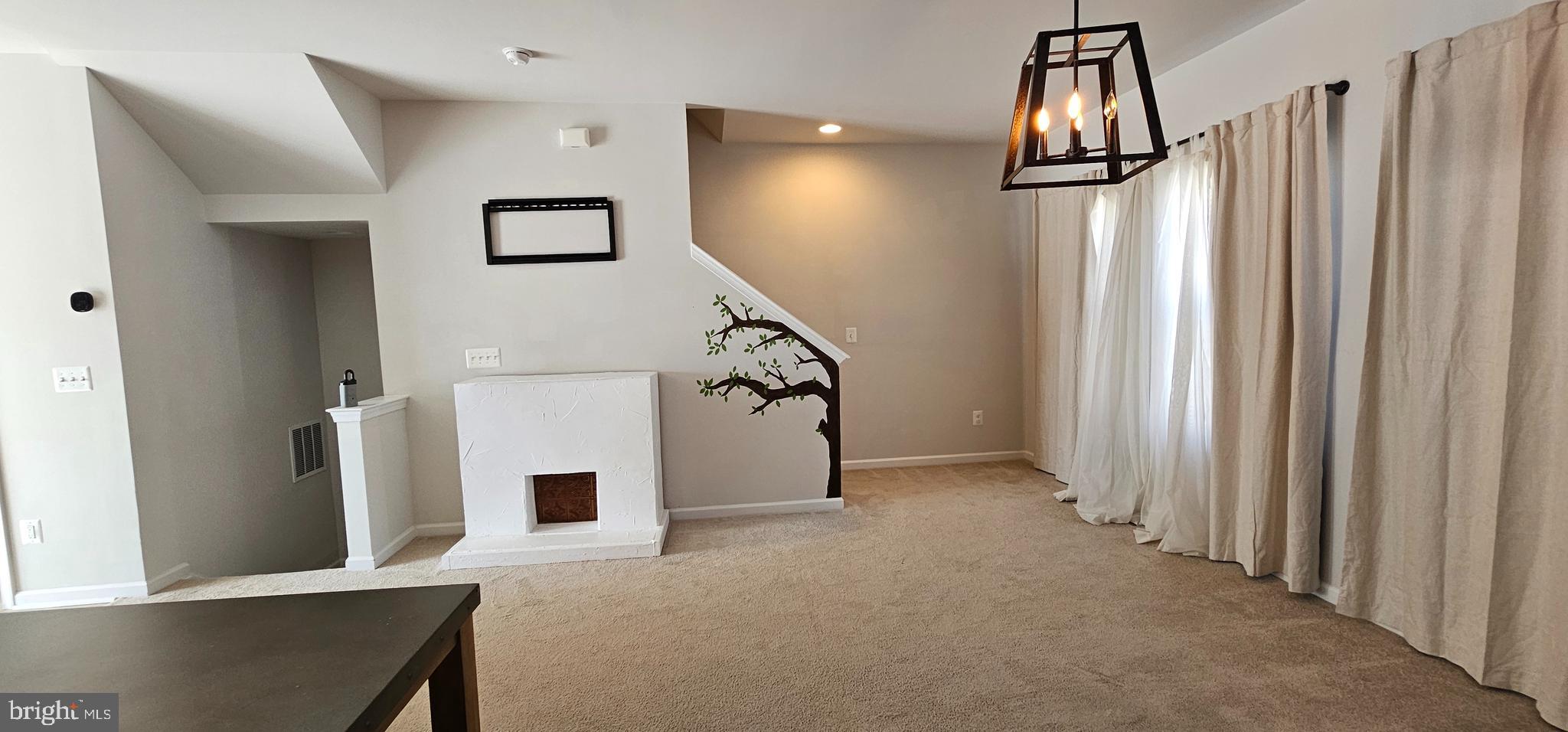 SNOWDEN BRIDGE - Residential Lease