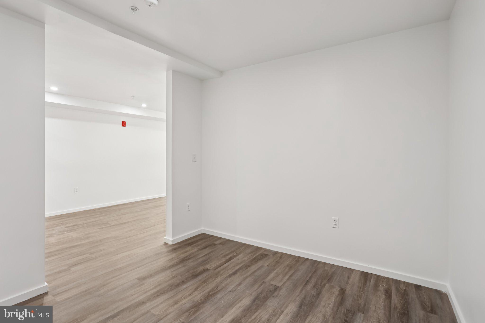 CENTER CITY - Residential Lease