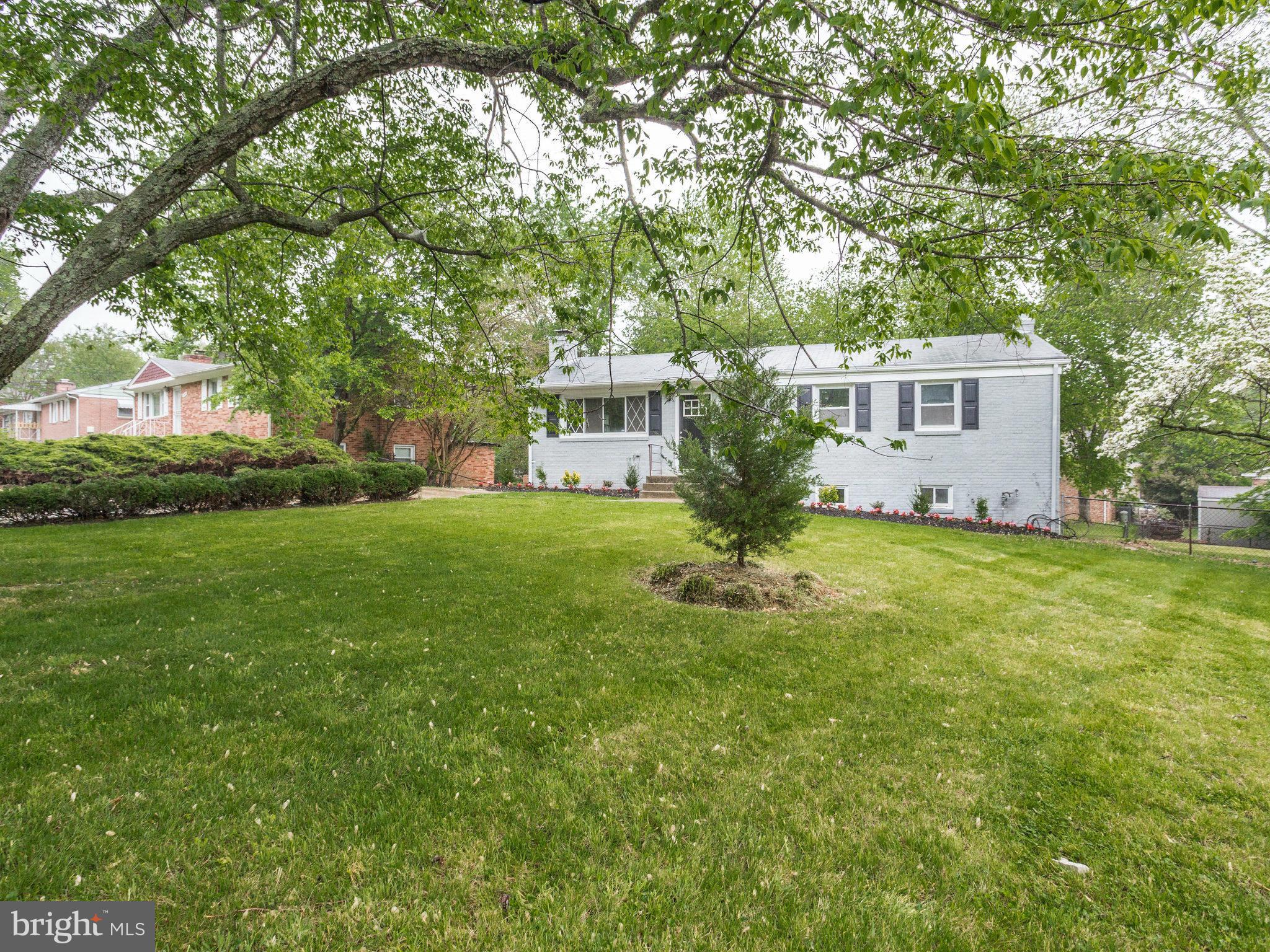 CRESTVIEW MANOR - Residential