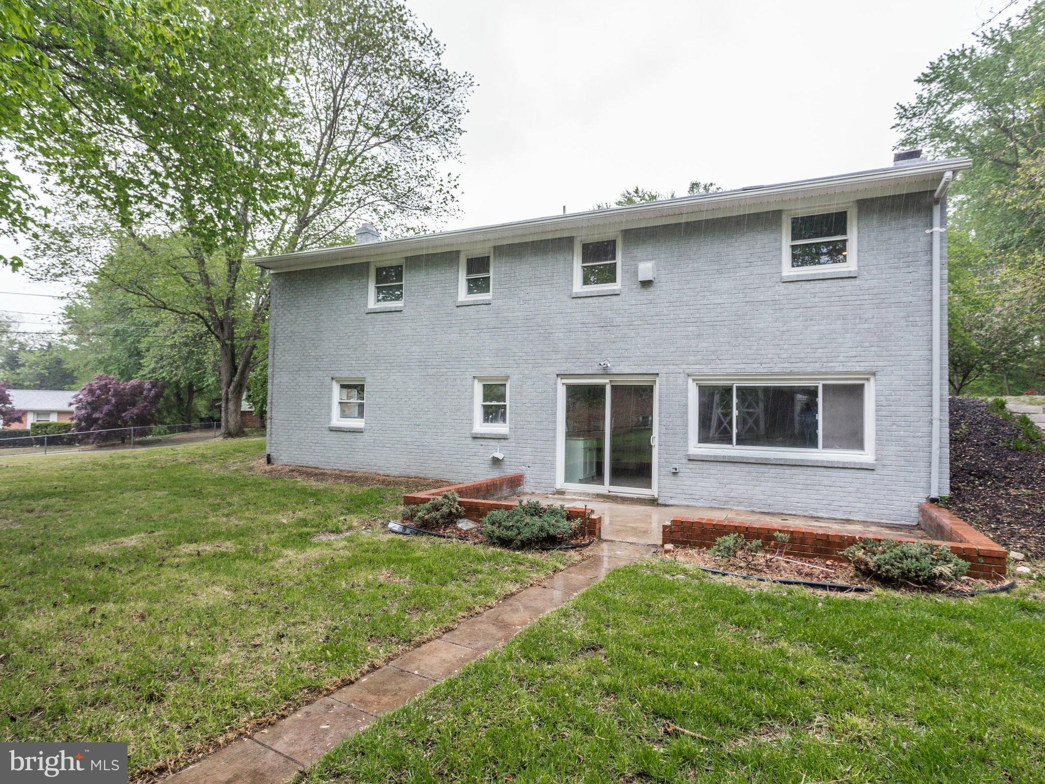 CRESTVIEW MANOR - Residential