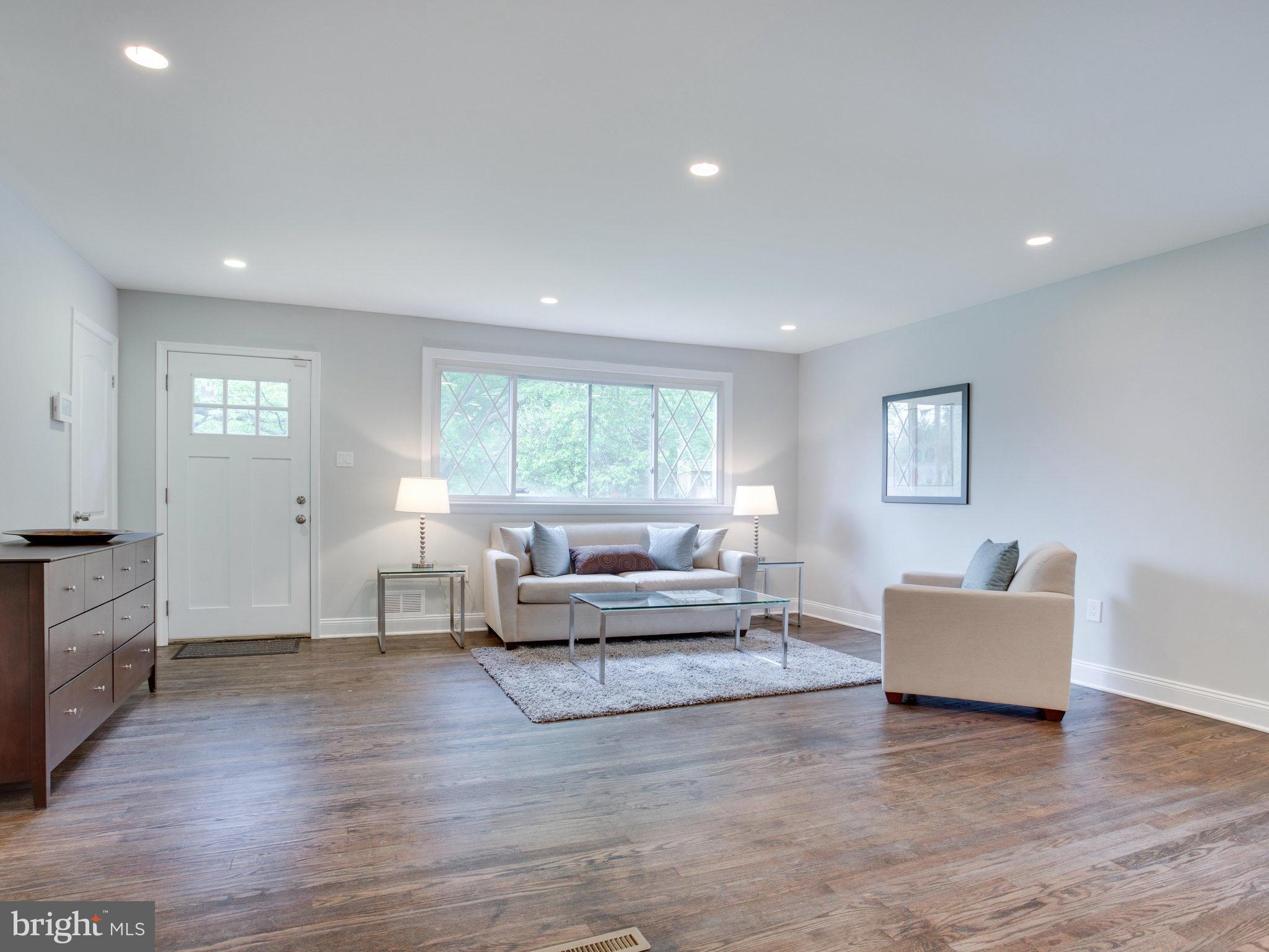 CRESTVIEW MANOR - Residential