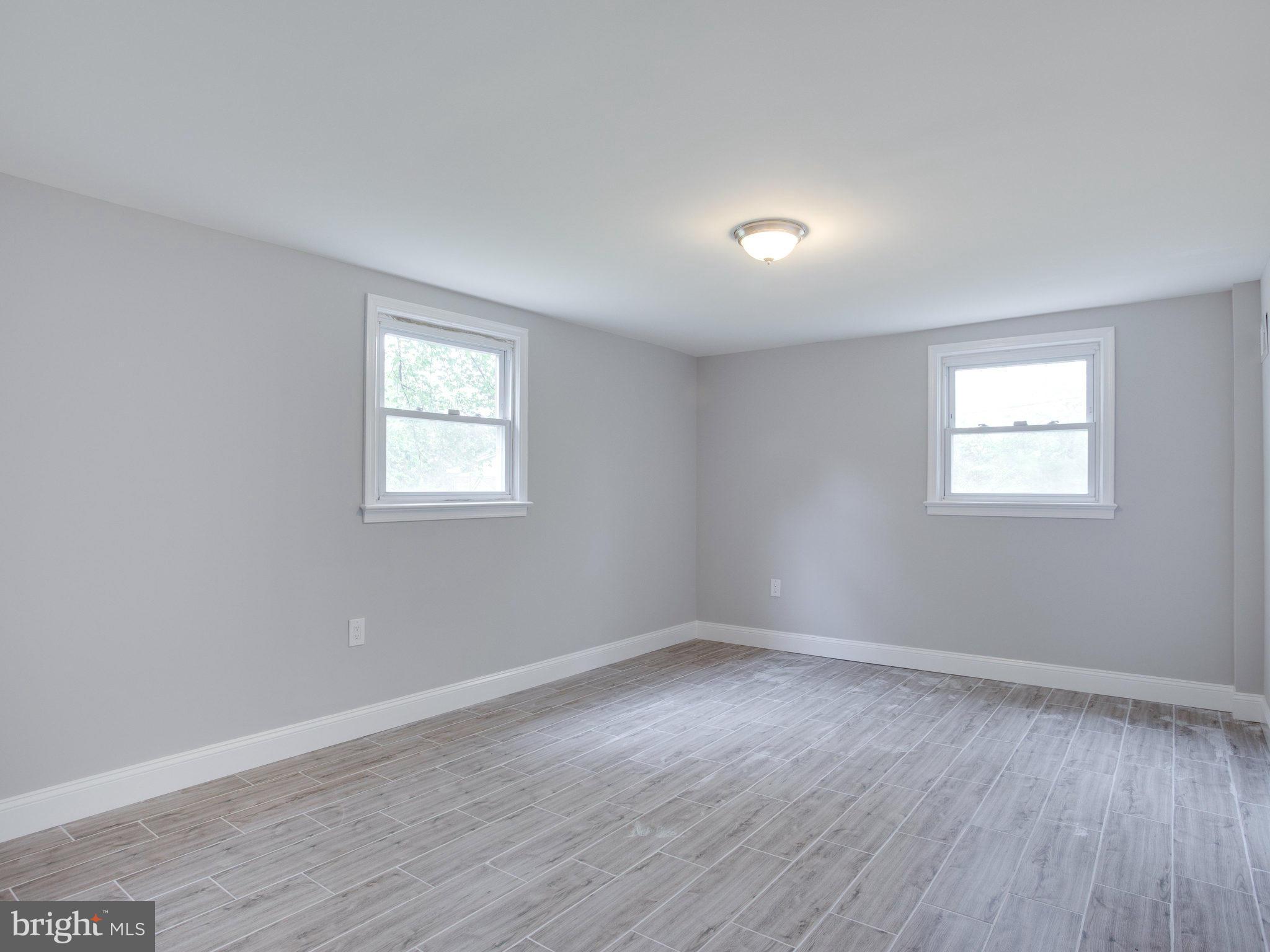 CRESTVIEW MANOR - Residential