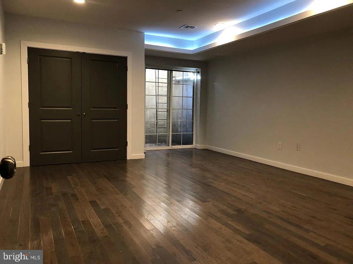 OLDE KENSINGTON - Residential Income