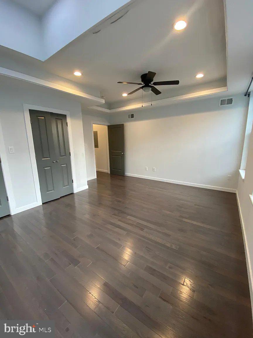 OLDE KENSINGTON - Residential Income