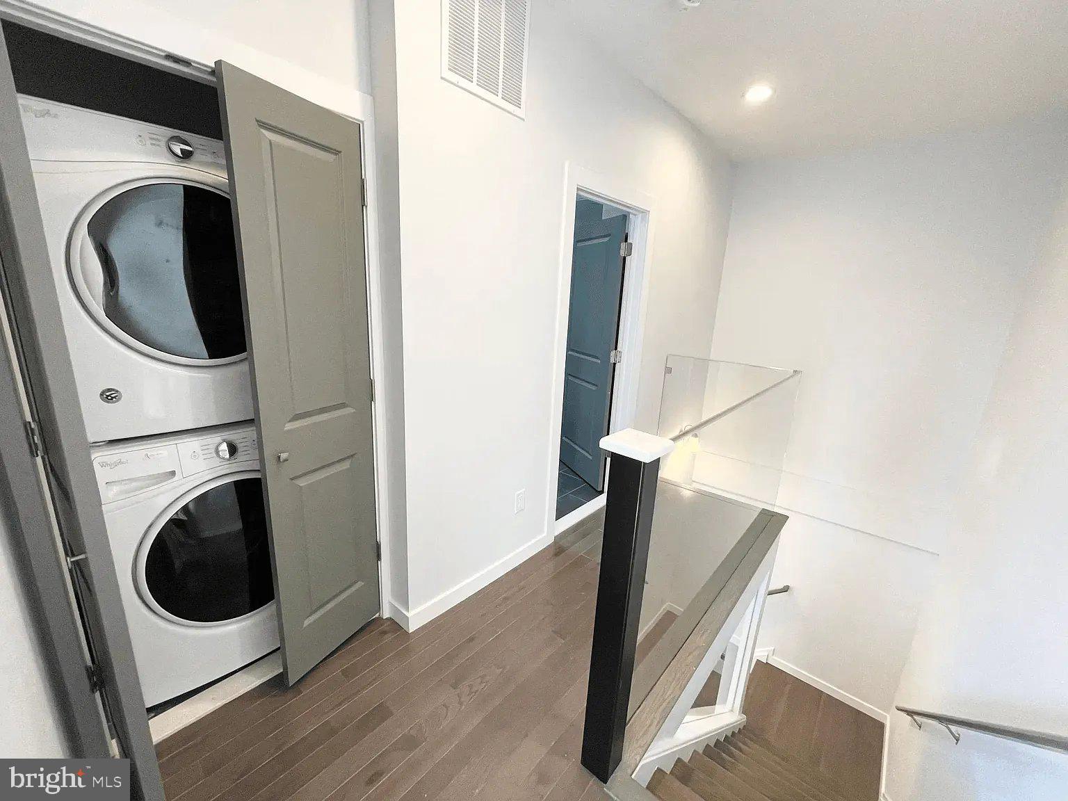 OLDE KENSINGTON - Residential Income