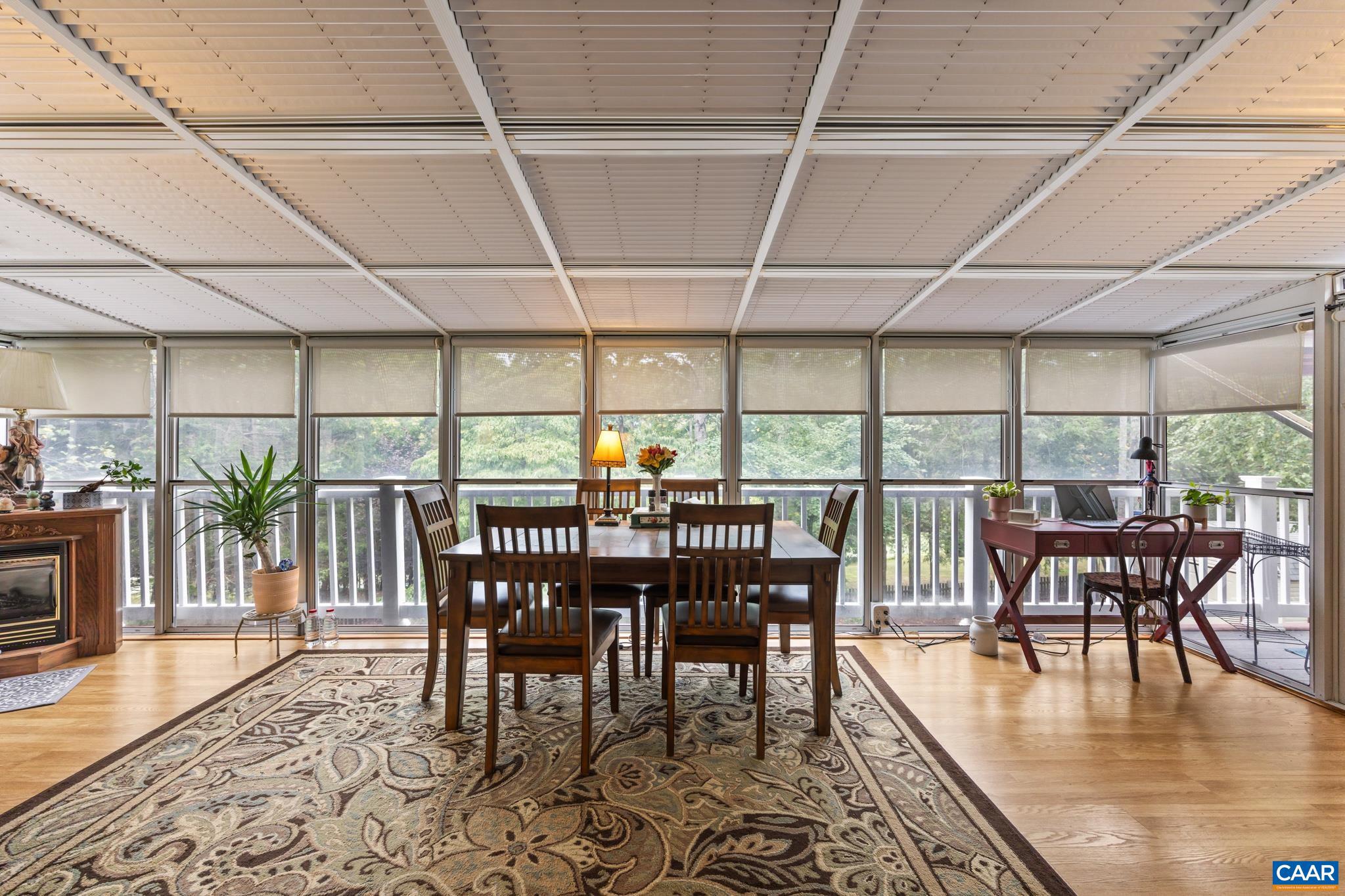 LAKE MONTICELLO - Residential