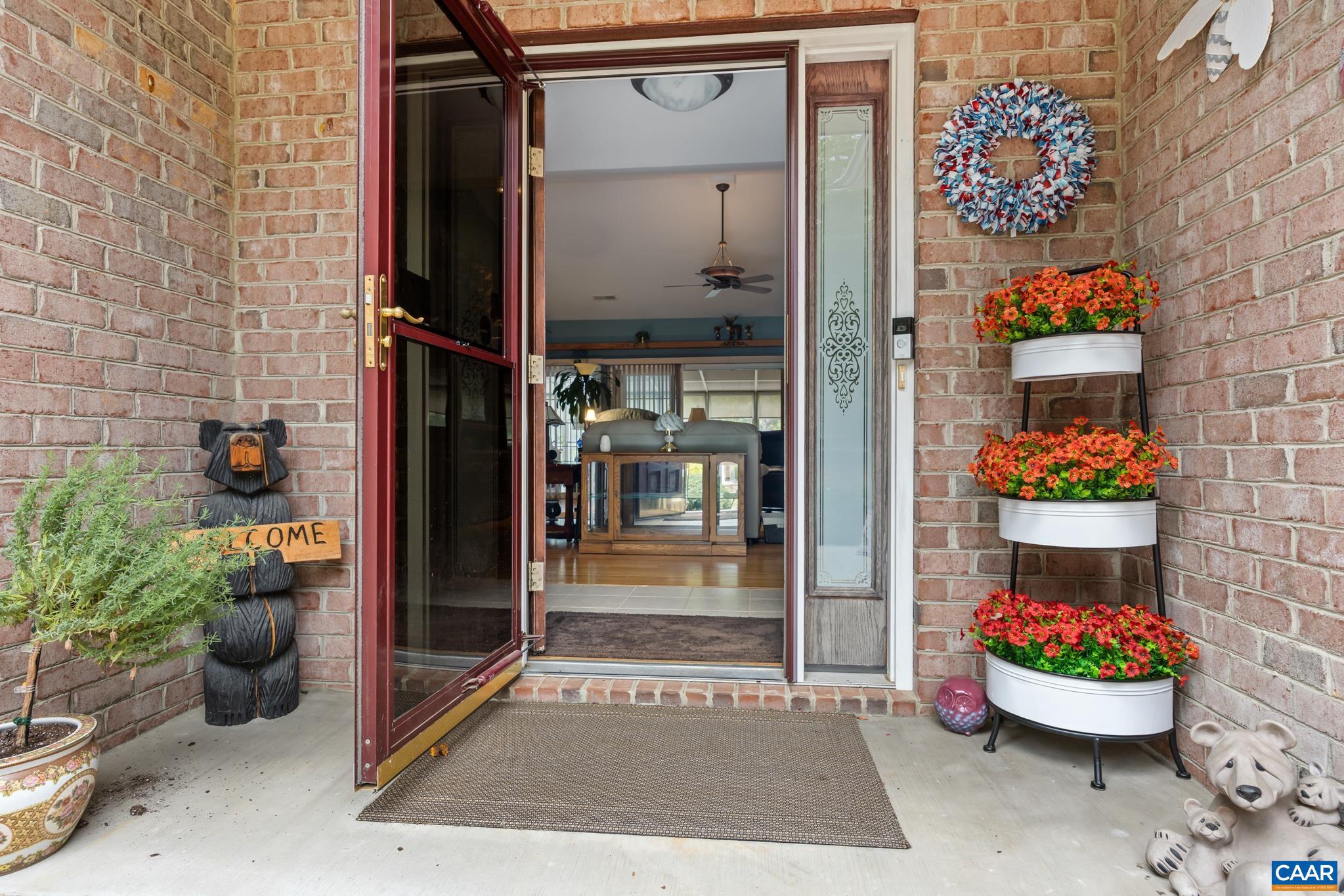 LAKE MONTICELLO - Residential