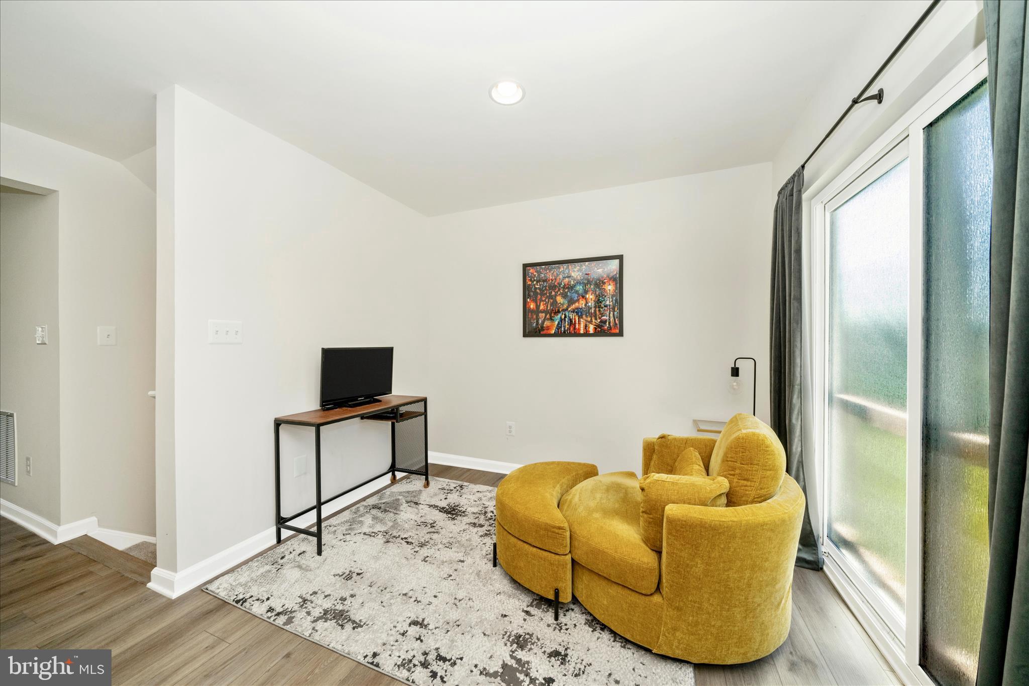 TOWNES AT TATE MANOR - Residential