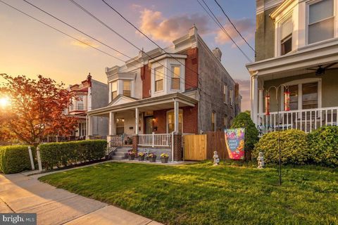 Photo of 307 Spring Street, ROYERSFORD, PA 19468 (MLS # PAMC2176272)