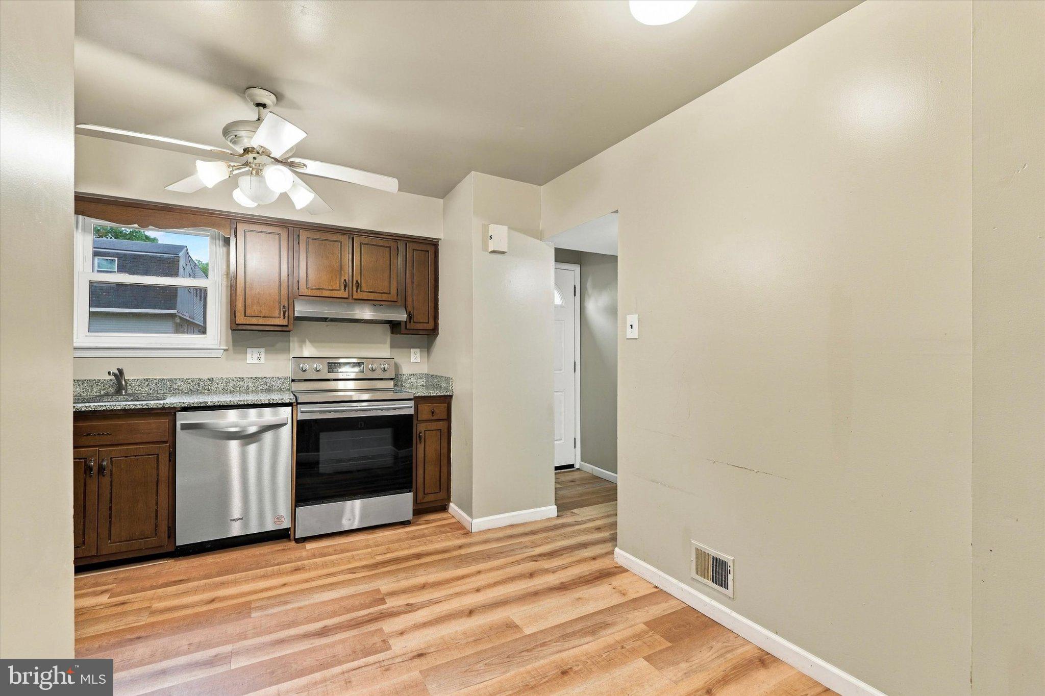 631 VILLAGE LANE