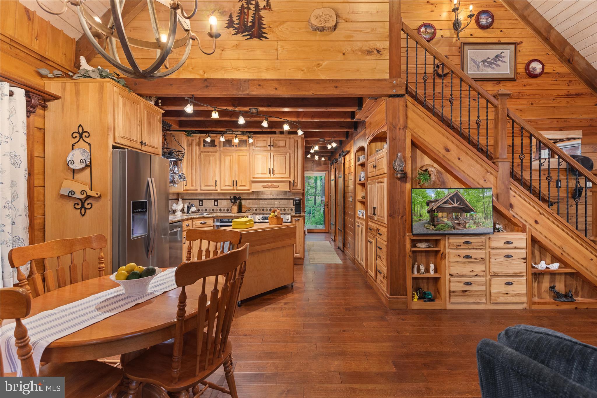 SHORT MOUNTAIN SOUTH - Residential