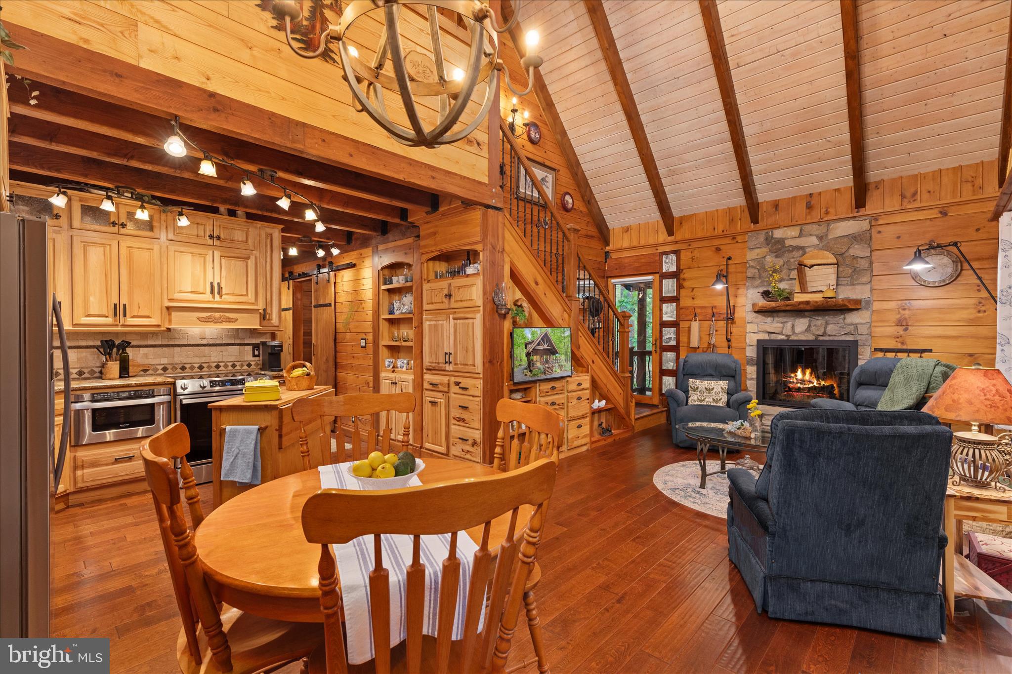 SHORT MOUNTAIN SOUTH - Residential