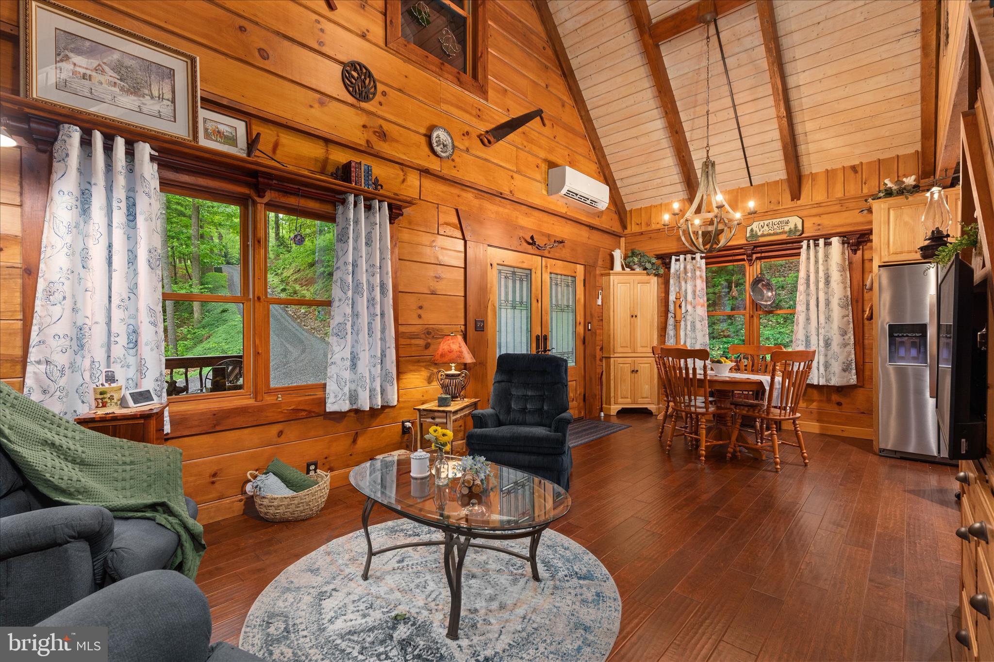 SHORT MOUNTAIN SOUTH - Residential