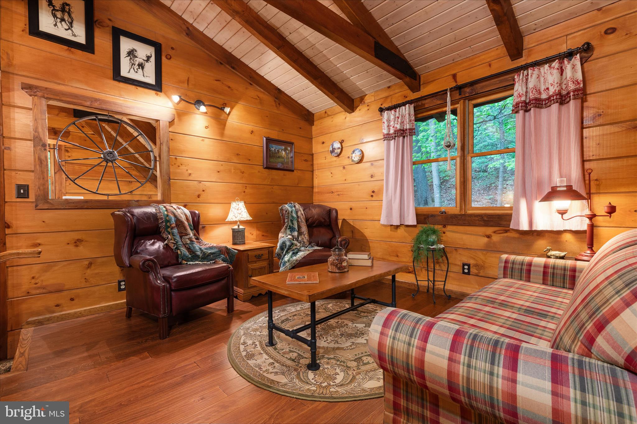 SHORT MOUNTAIN SOUTH - Residential
