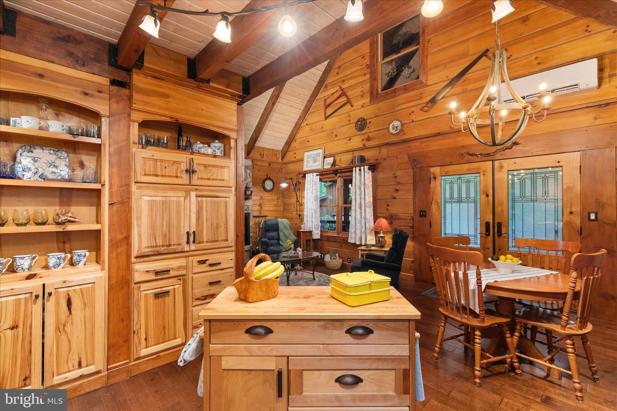 SHORT MOUNTAIN SOUTH - Residential