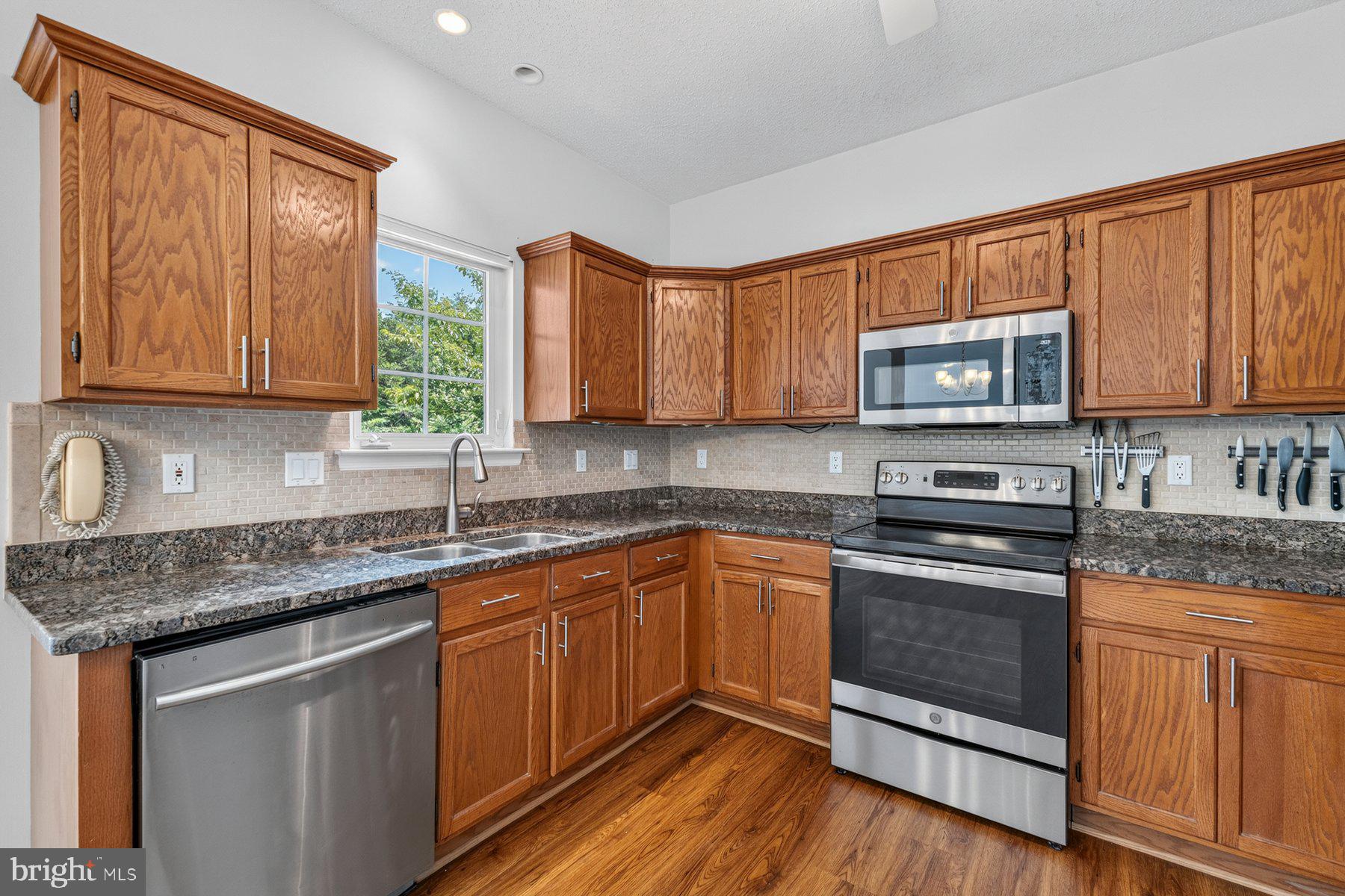 1054 NORFOLK DRIVE
