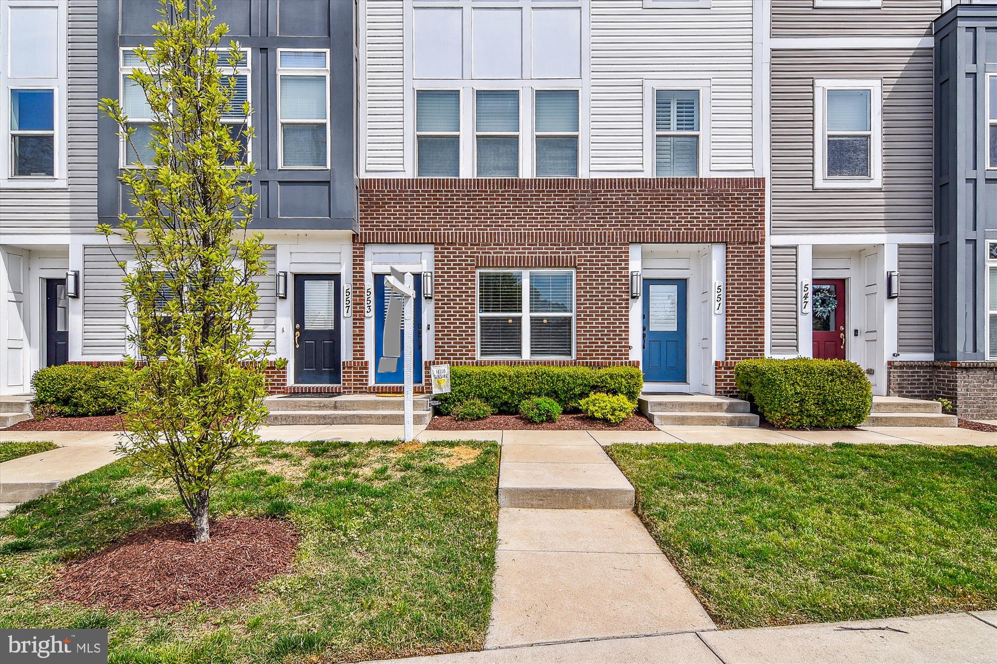 ADMIRALS SQUARE - Residential