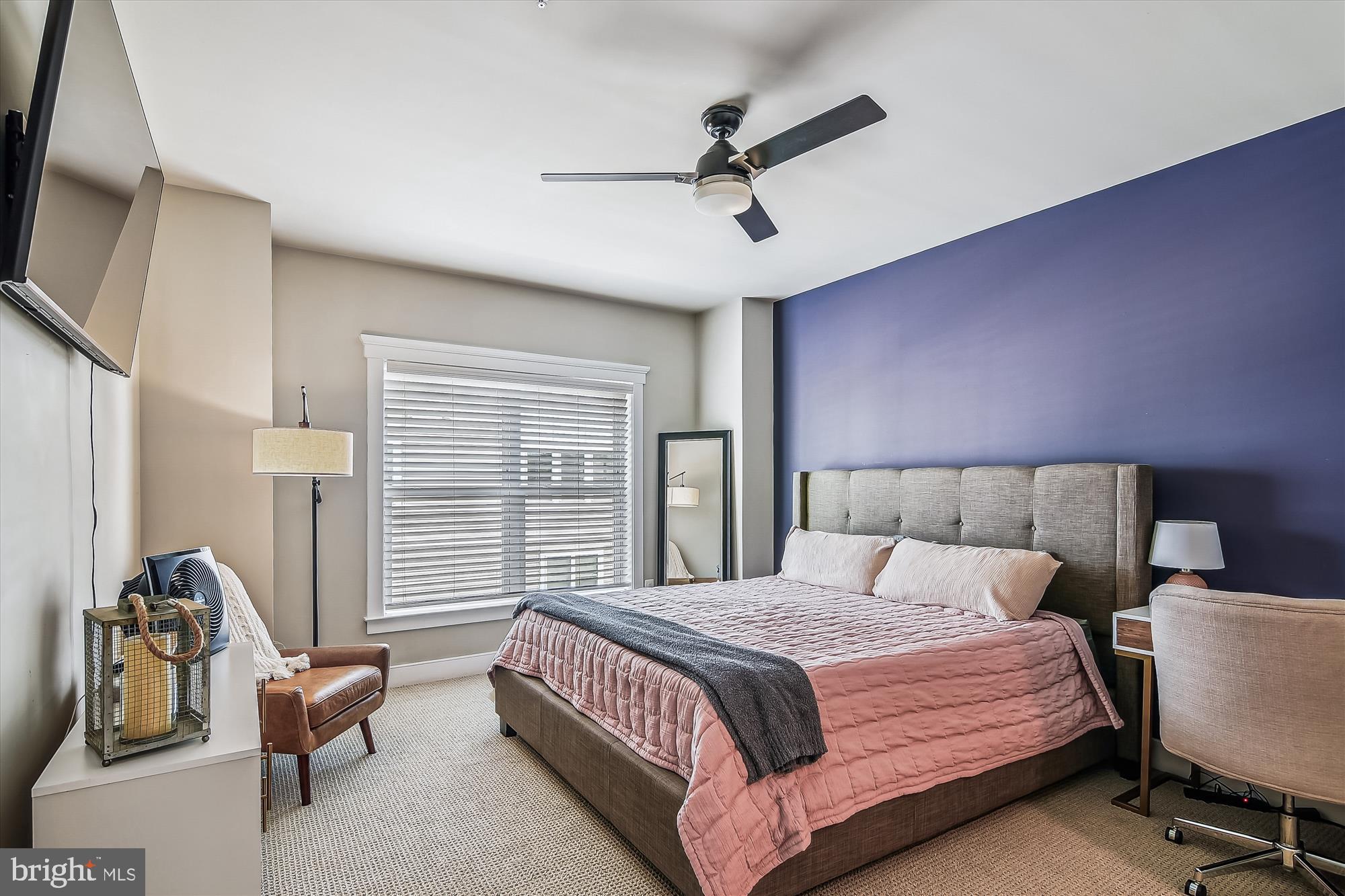 ADMIRALS SQUARE - Residential