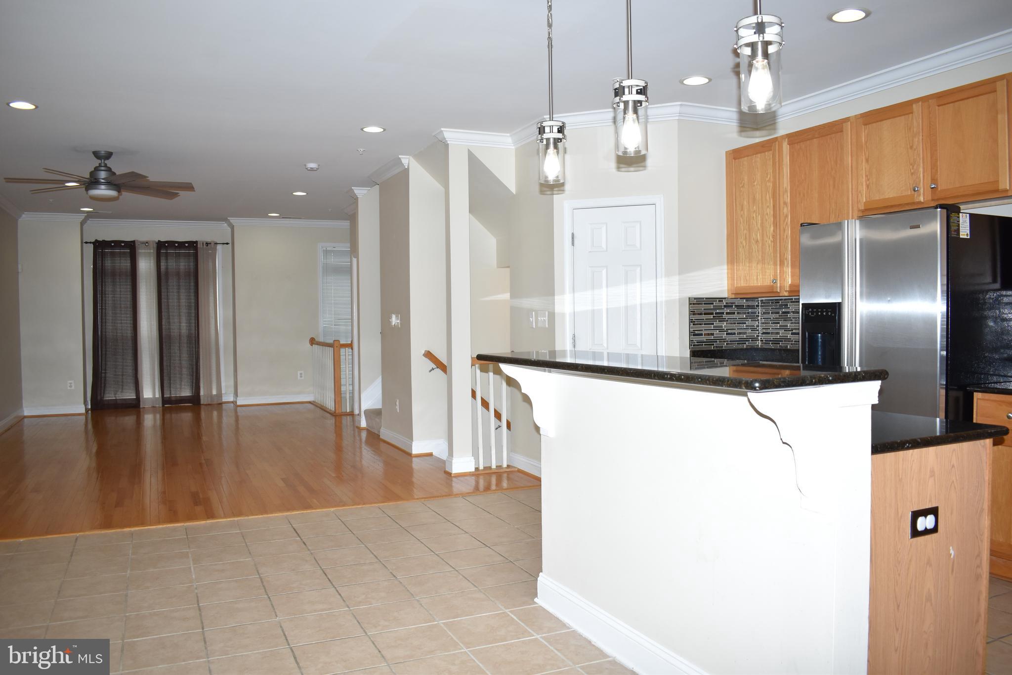 CAMDEN CROSSING - Residential Lease