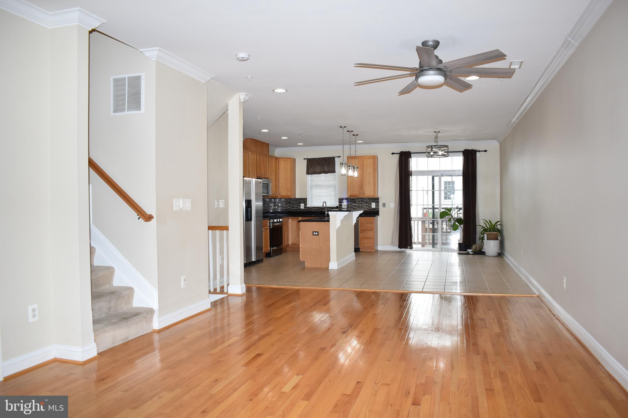 CAMDEN CROSSING - Residential Lease