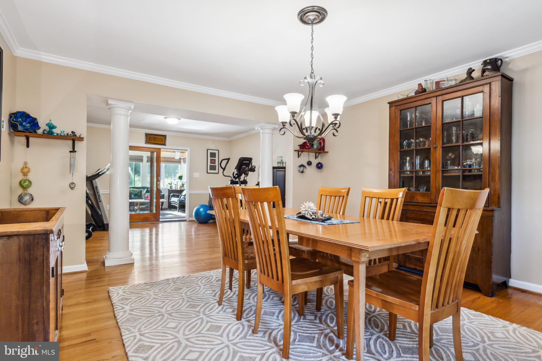 CHEWS MANOR - Residential