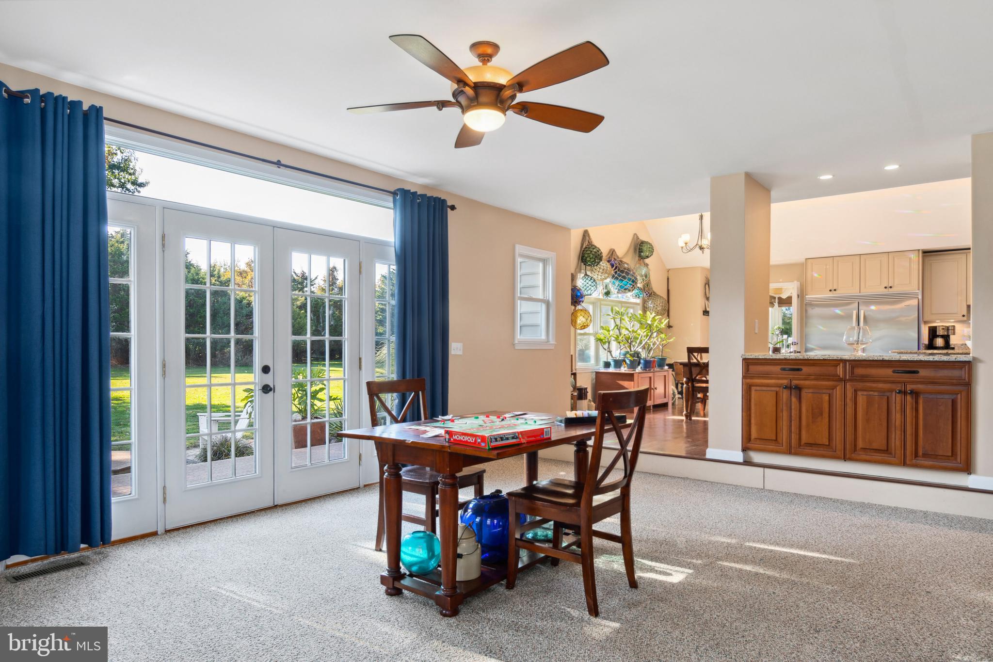 CHEWS MANOR - Residential