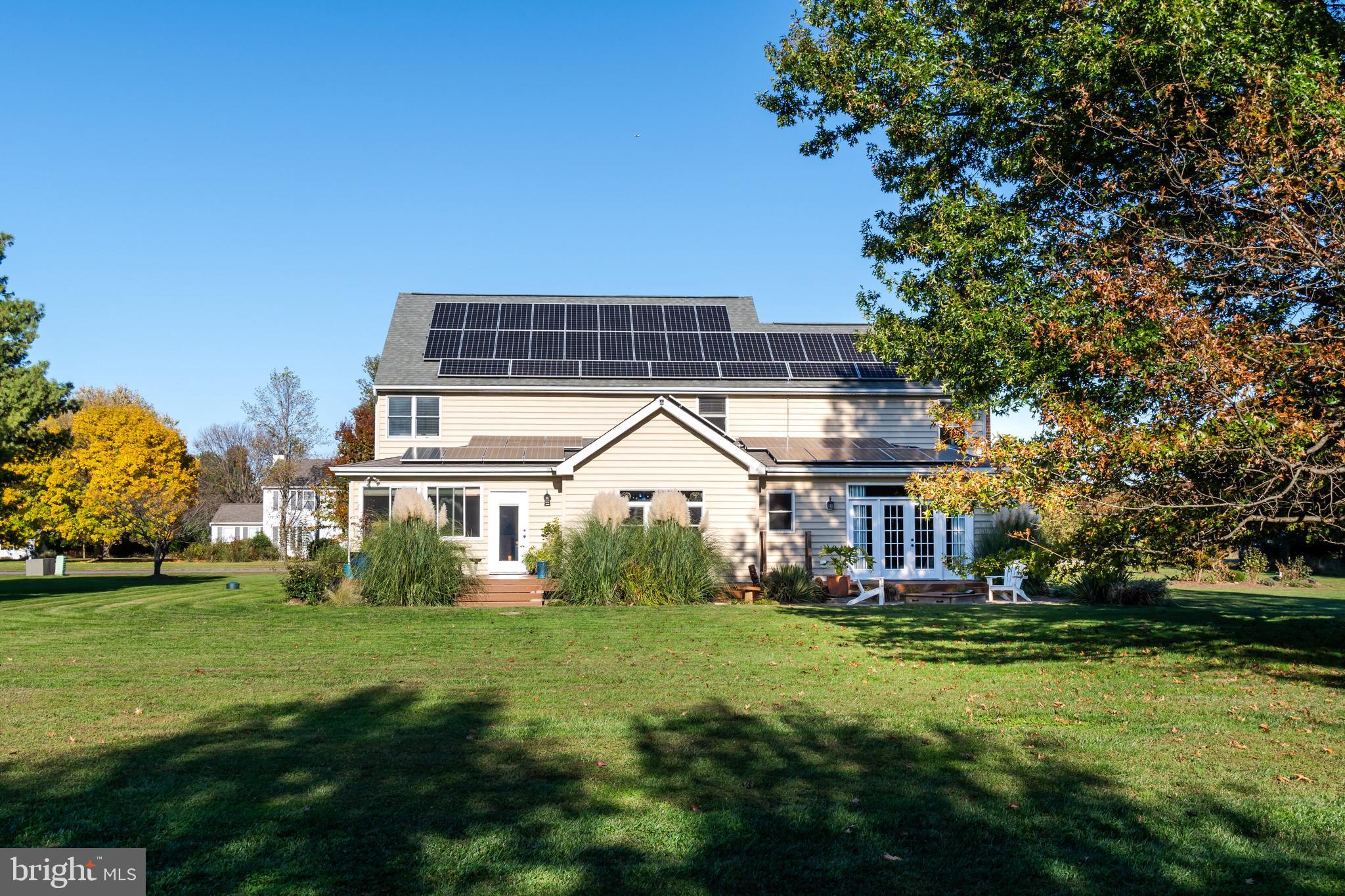 CHEWS MANOR - Residential