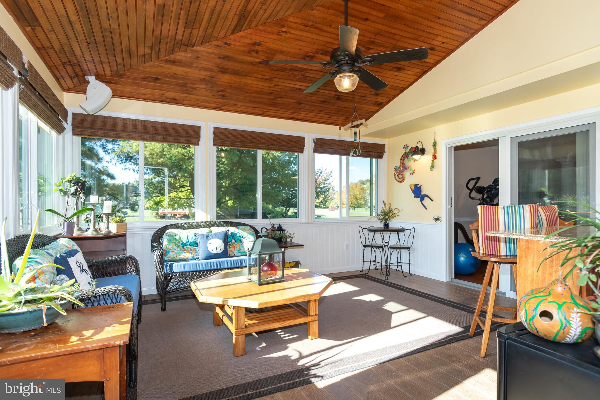 CHEWS MANOR - Residential