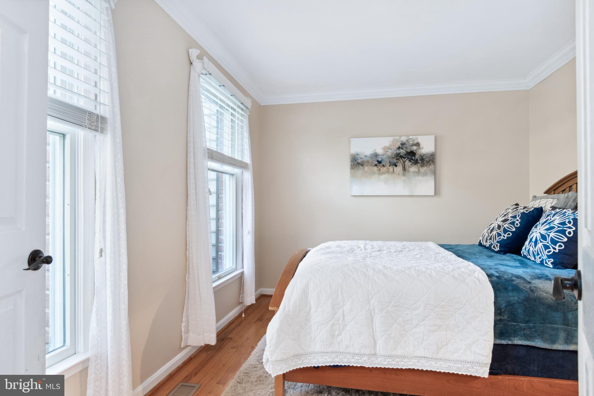 CHEWS MANOR - Residential