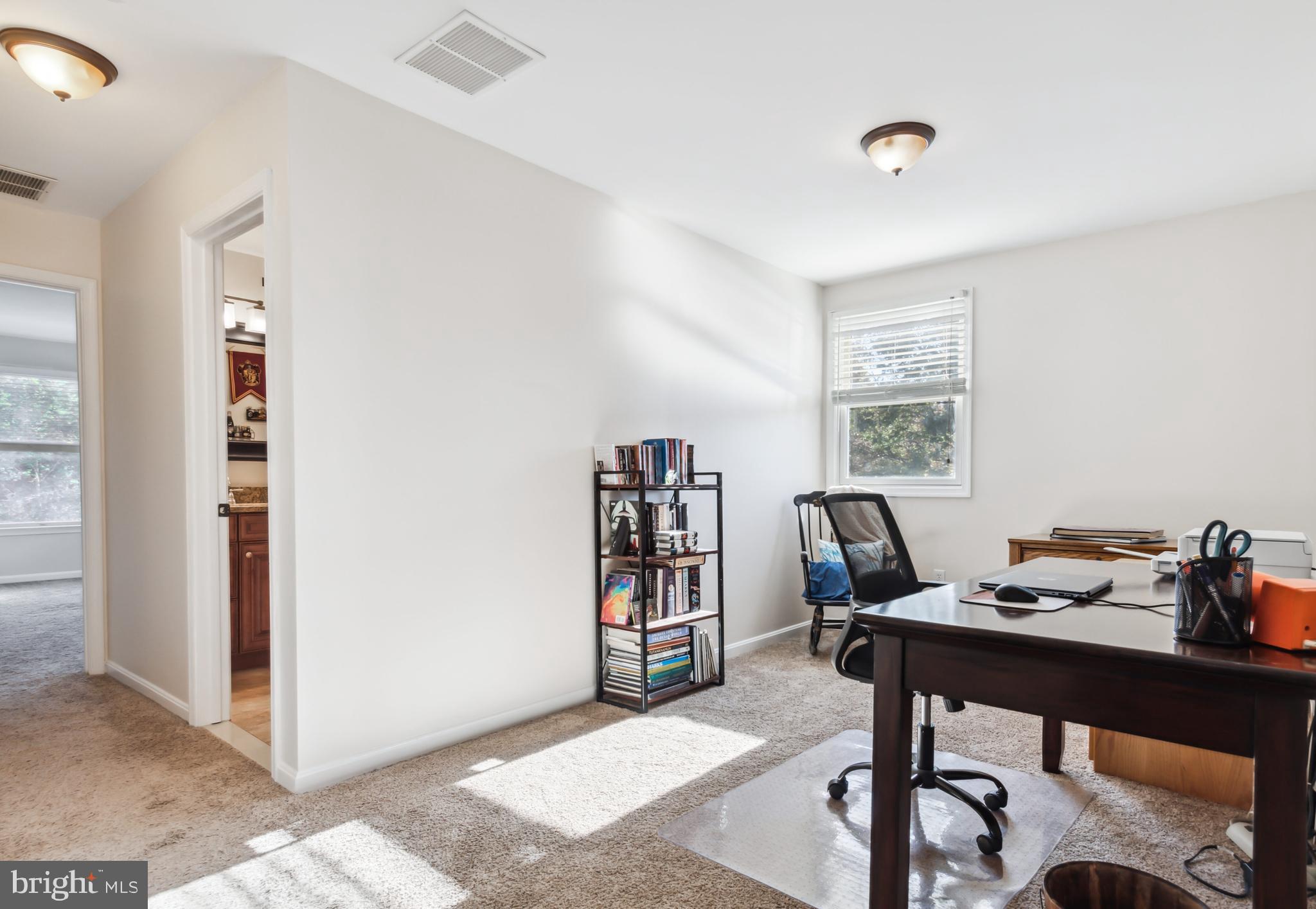 CHEWS MANOR - Residential