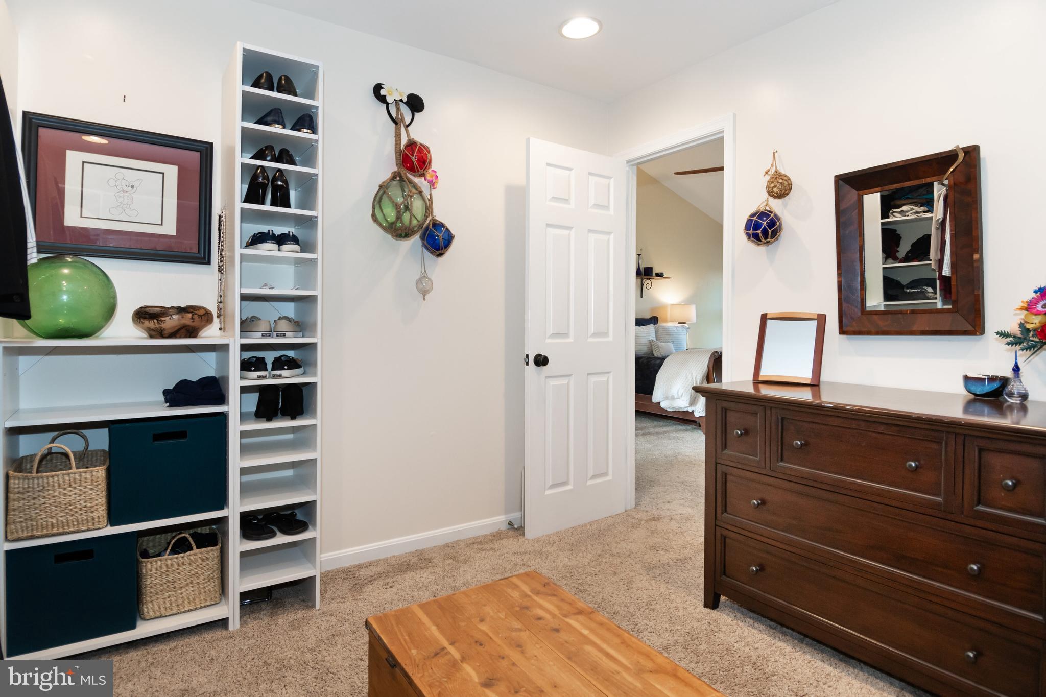 CHEWS MANOR - Residential